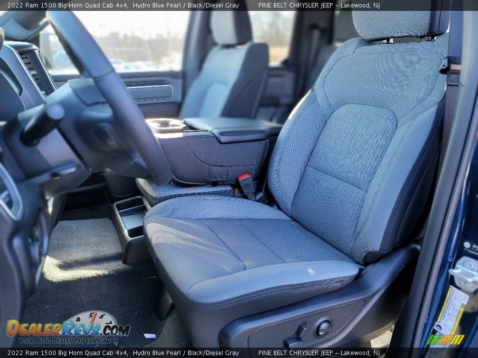2022 Ram 1500 Big Horn Quad Cab 4x4 Hydro Blue Pearl / Black/Diesel Gray Photo #10