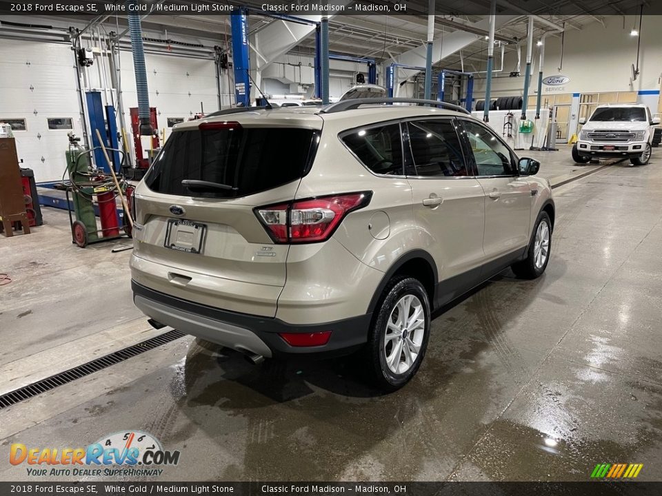 2018 Ford Escape SE White Gold / Medium Light Stone Photo #5