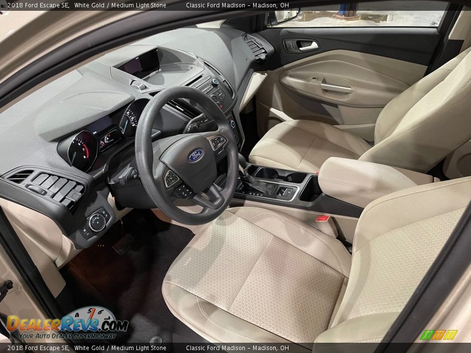 2018 Ford Escape SE White Gold / Medium Light Stone Photo #11