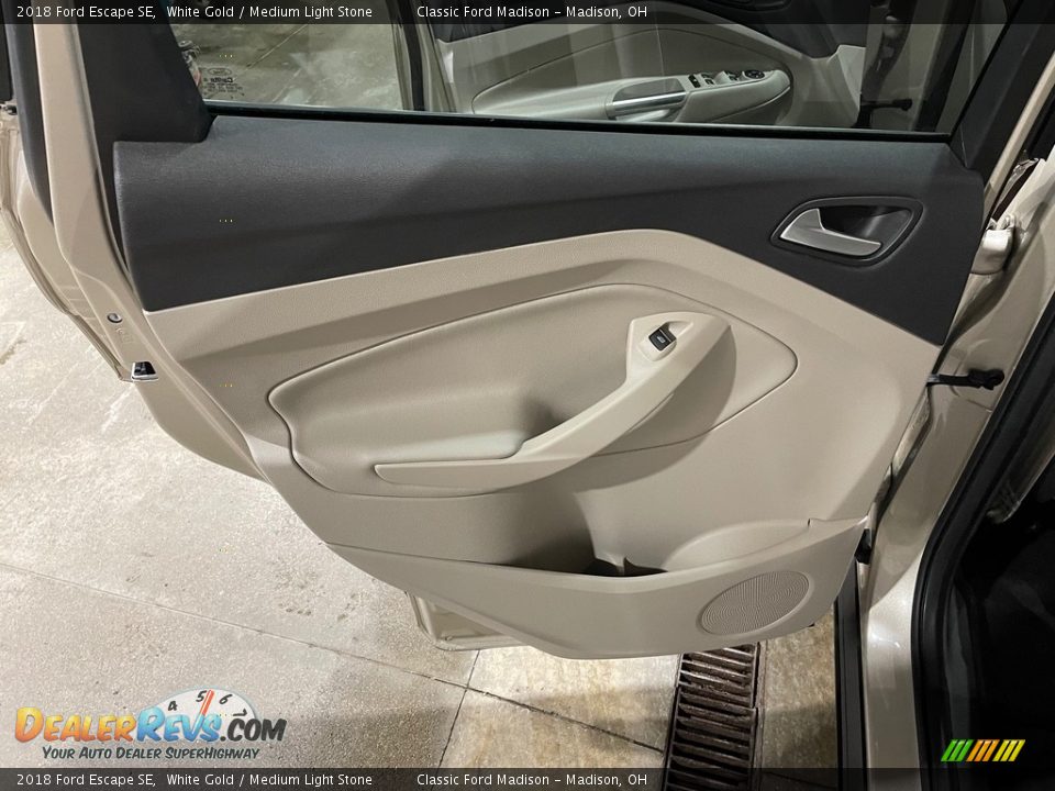 2018 Ford Escape SE White Gold / Medium Light Stone Photo #14