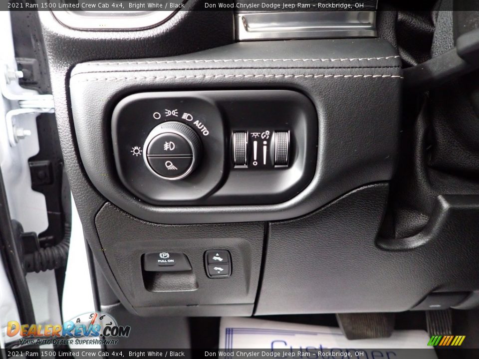 2021 Ram 1500 Limited Crew Cab 4x4 Bright White / Black Photo #21