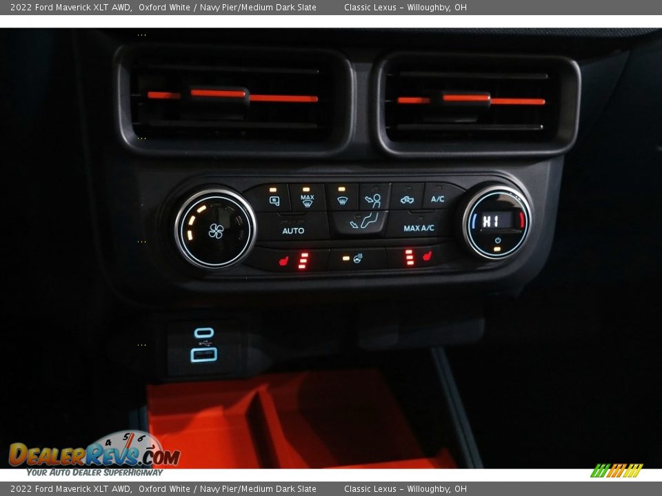 Controls of 2022 Ford Maverick XLT AWD Photo #14