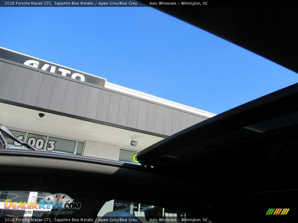 2018 Porsche Macan GTS Sapphire Blue Metallic / Agate Grey/Blue Grey Photo #11