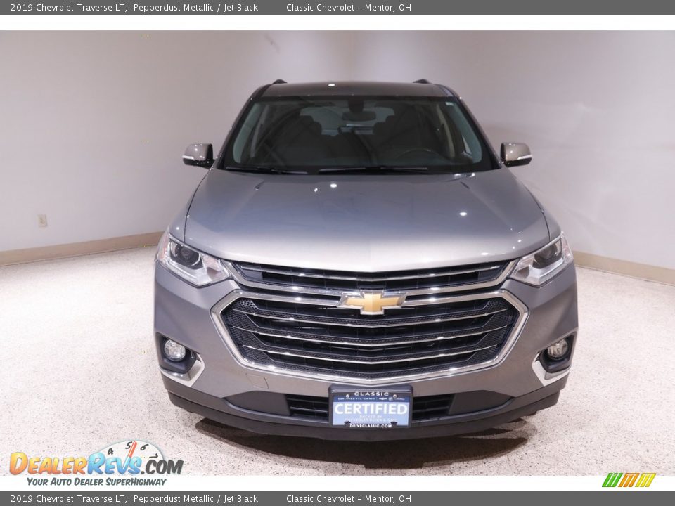 2019 Chevrolet Traverse LT Pepperdust Metallic / Jet Black Photo #2