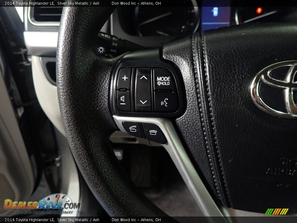 2014 Toyota Highlander LE Silver Sky Metallic / Ash Photo #29
