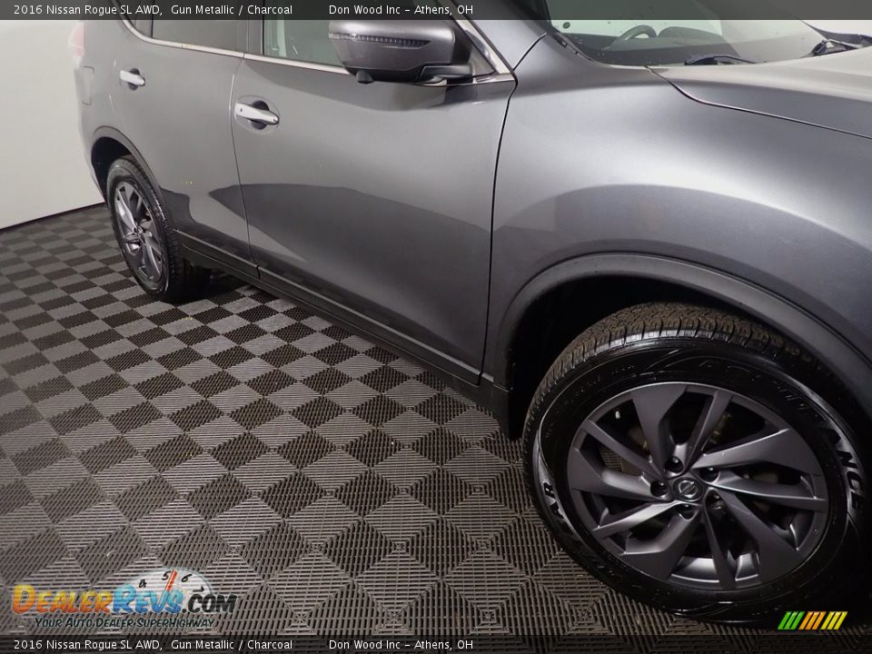 2016 Nissan Rogue SL AWD Gun Metallic / Charcoal Photo #7