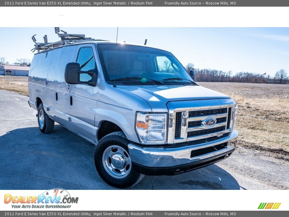 Front 3/4 View of 2011 Ford E Series Van E350 XL Extended Utility Photo #1