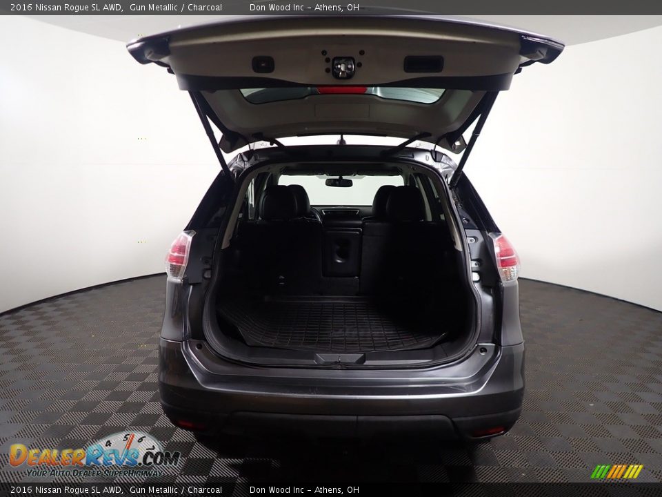2016 Nissan Rogue SL AWD Gun Metallic / Charcoal Photo #17