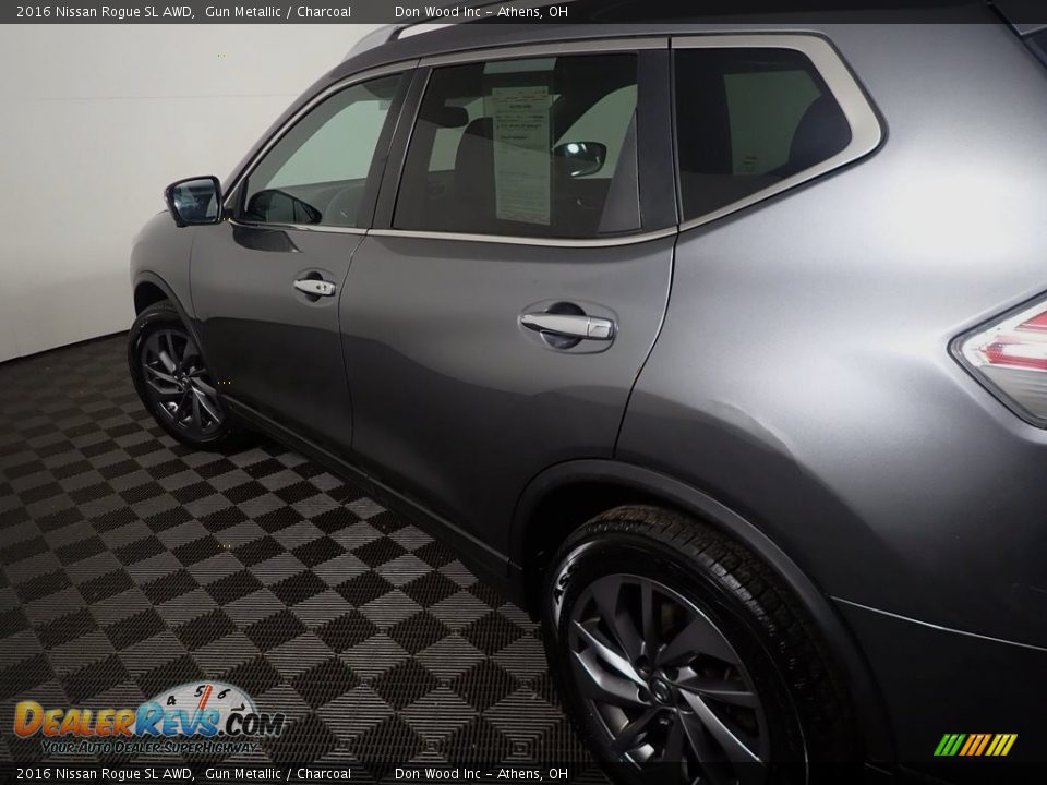 2016 Nissan Rogue SL AWD Gun Metallic / Charcoal Photo #22