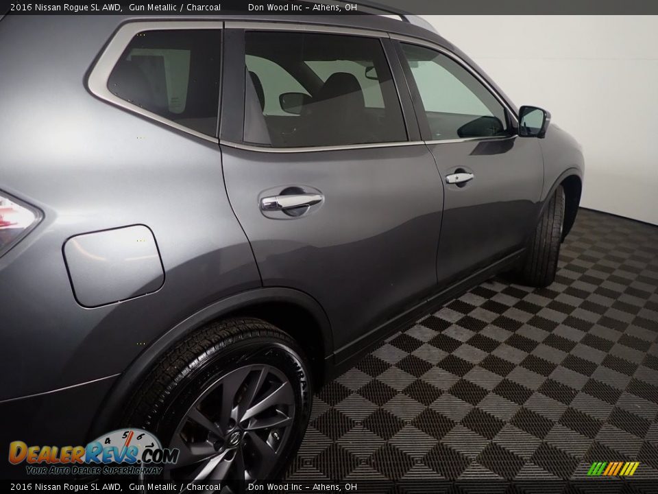 2016 Nissan Rogue SL AWD Gun Metallic / Charcoal Photo #23