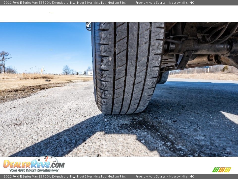 2011 Ford E Series Van E350 XL Extended Utility Ingot Silver Metallic / Medium Flint Photo #14