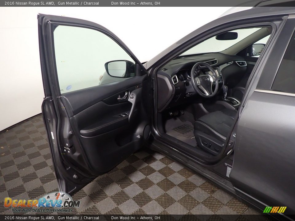2016 Nissan Rogue SL AWD Gun Metallic / Charcoal Photo #24
