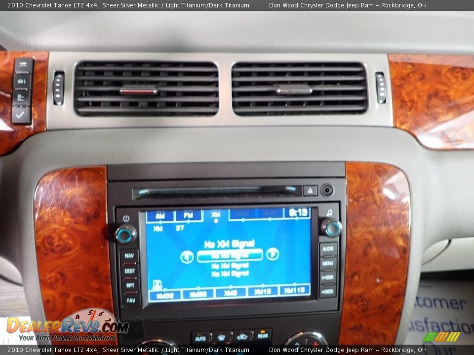 2010 Chevrolet Tahoe LTZ 4x4 Sheer Silver Metallic / Light Titanium/Dark Titanium Photo #2