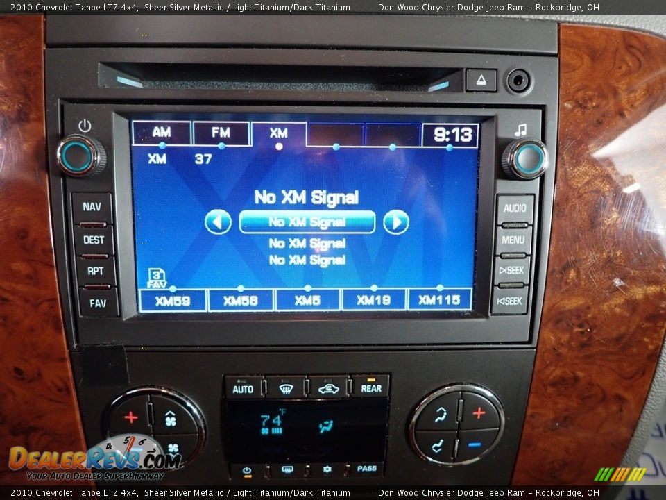 2010 Chevrolet Tahoe LTZ 4x4 Sheer Silver Metallic / Light Titanium/Dark Titanium Photo #3