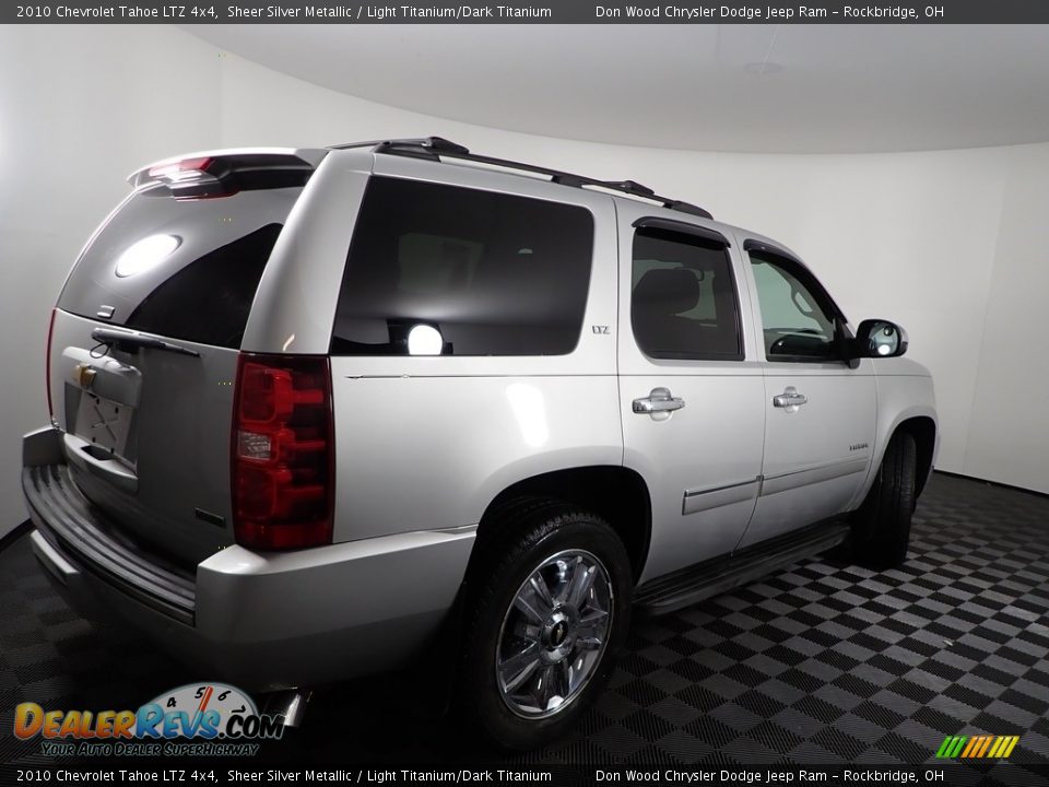 2010 Chevrolet Tahoe LTZ 4x4 Sheer Silver Metallic / Light Titanium/Dark Titanium Photo #15