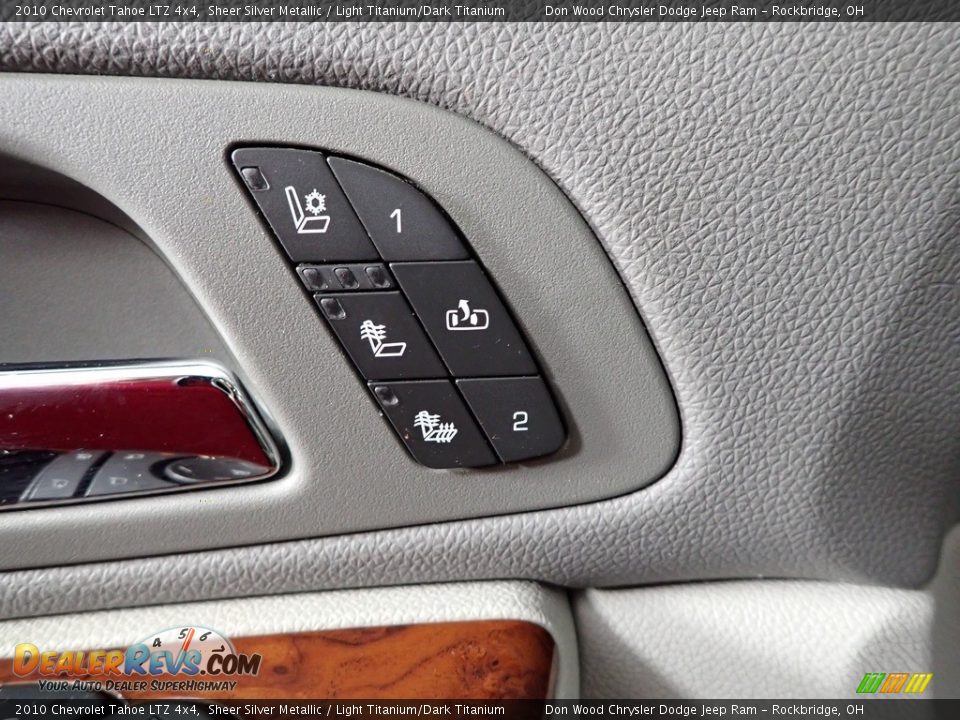 2010 Chevrolet Tahoe LTZ 4x4 Sheer Silver Metallic / Light Titanium/Dark Titanium Photo #18