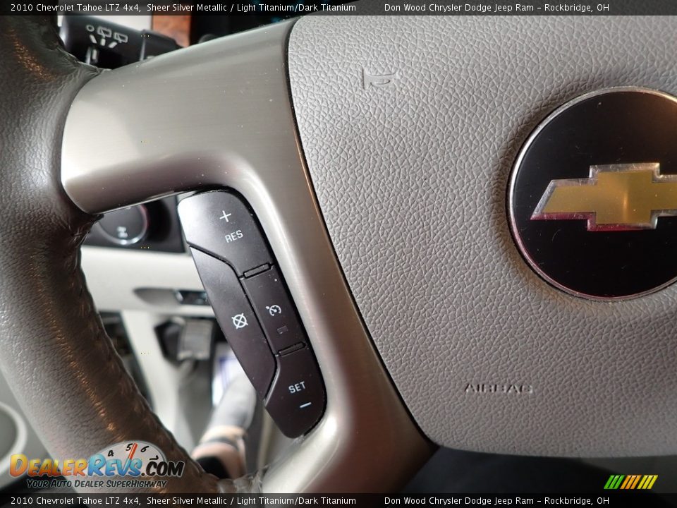 2010 Chevrolet Tahoe LTZ 4x4 Sheer Silver Metallic / Light Titanium/Dark Titanium Photo #22