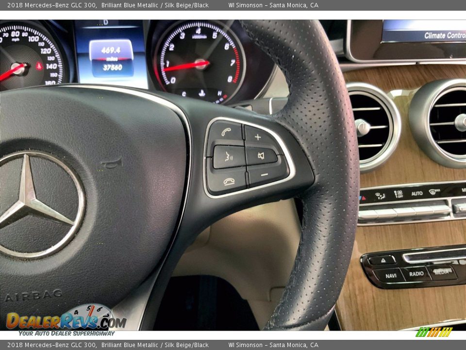 2018 Mercedes-Benz GLC 300 Brilliant Blue Metallic / Silk Beige/Black Photo #22