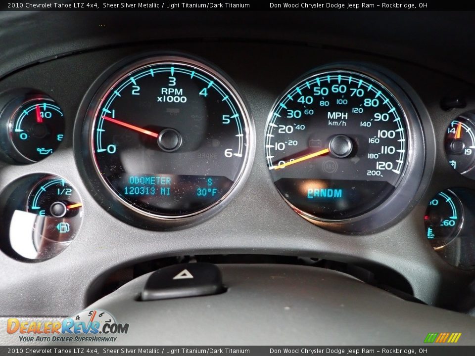 2010 Chevrolet Tahoe LTZ 4x4 Sheer Silver Metallic / Light Titanium/Dark Titanium Photo #24