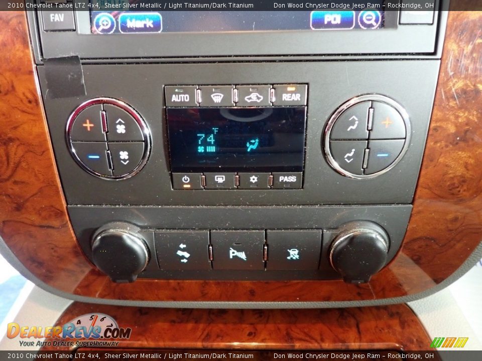 2010 Chevrolet Tahoe LTZ 4x4 Sheer Silver Metallic / Light Titanium/Dark Titanium Photo #25