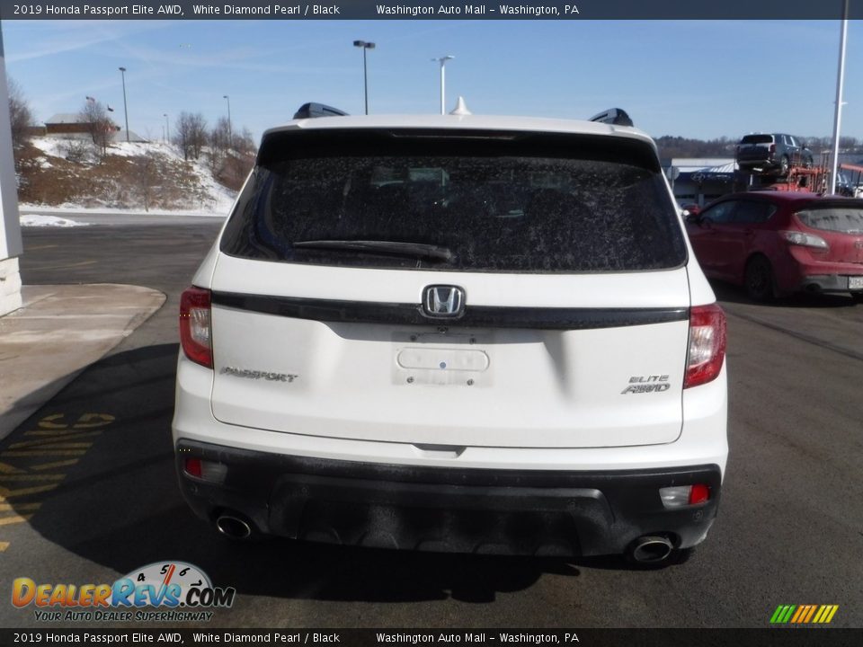 2019 Honda Passport Elite AWD White Diamond Pearl / Black Photo #9