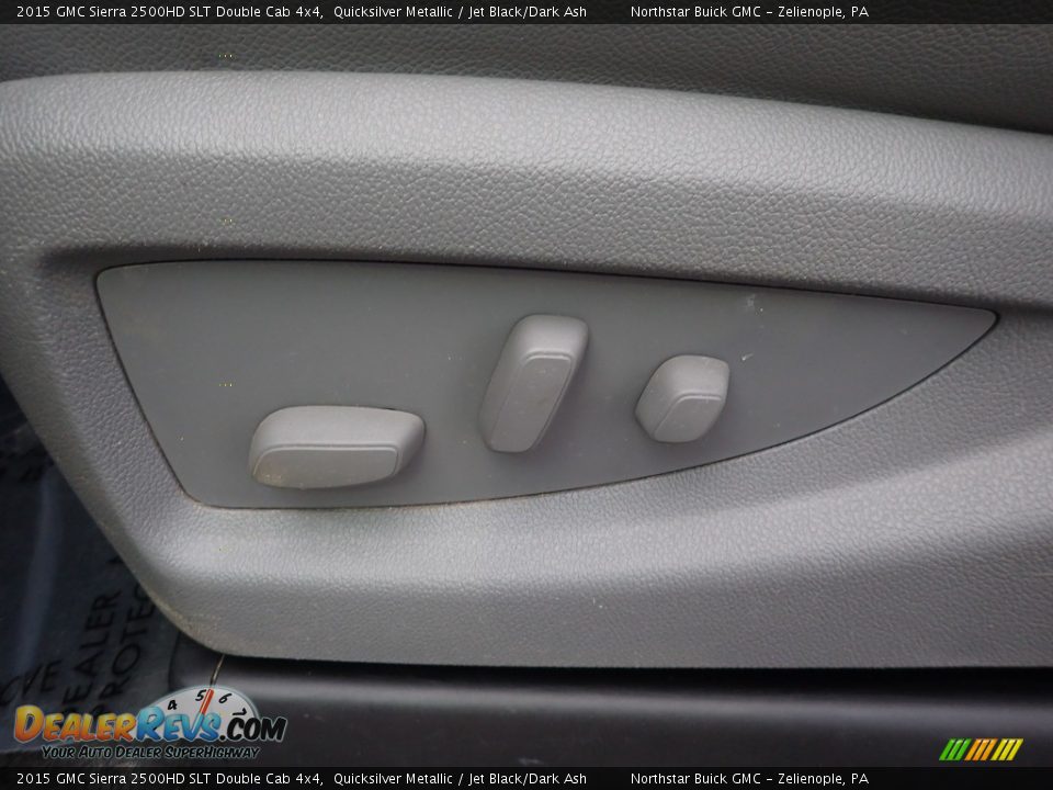 Controls of 2015 GMC Sierra 2500HD SLT Double Cab 4x4 Photo #26