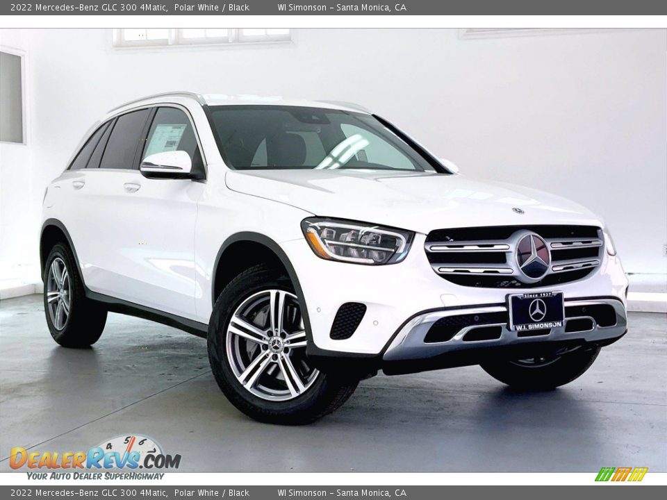 Front 3/4 View of 2022 Mercedes-Benz GLC 300 4Matic Photo #12