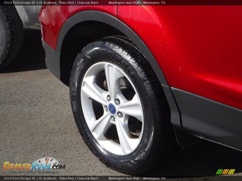 2014 Ford Escape SE 1.6L EcoBoost Ruby Red / Charcoal Black Photo #3