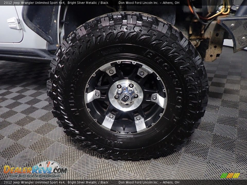 2012 Jeep Wrangler Unlimited Sport 4x4 Bright Silver Metallic / Black Photo #16