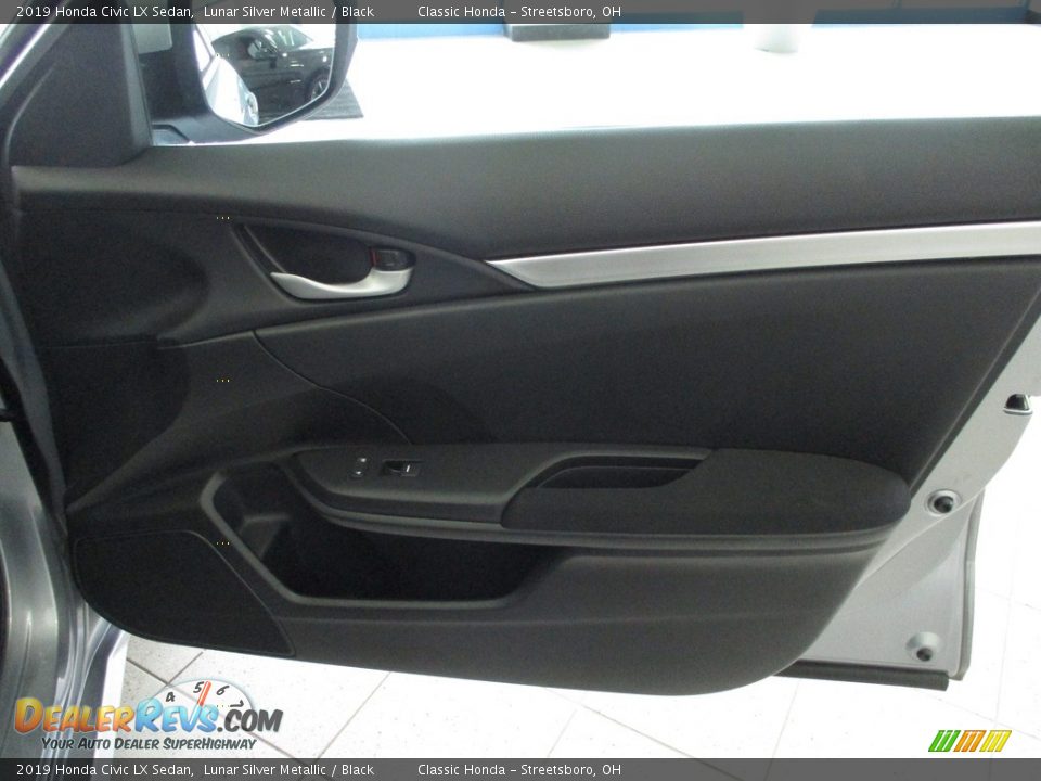 2019 Honda Civic LX Sedan Lunar Silver Metallic / Black Photo #14