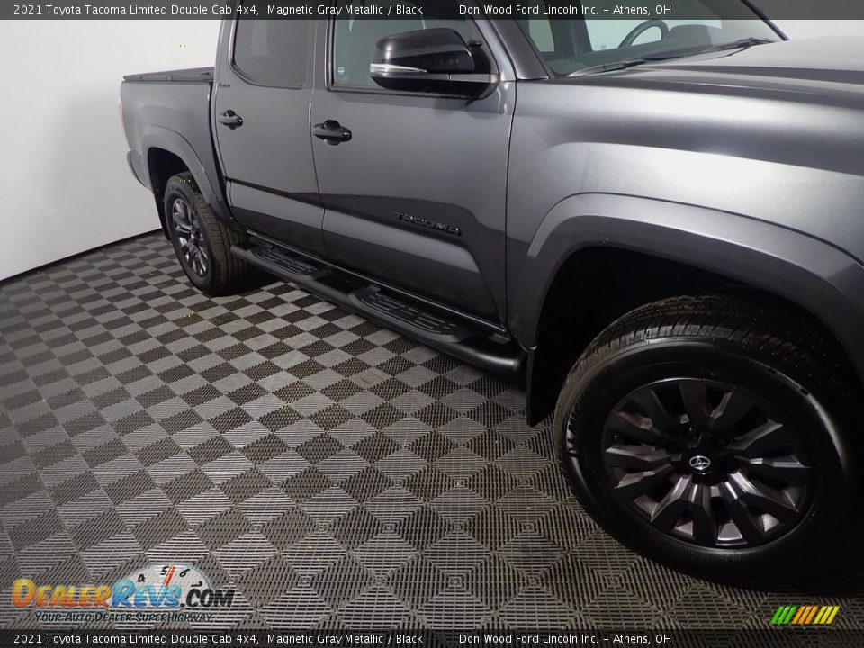 2021 Toyota Tacoma Limited Double Cab 4x4 Magnetic Gray Metallic / Black Photo #7