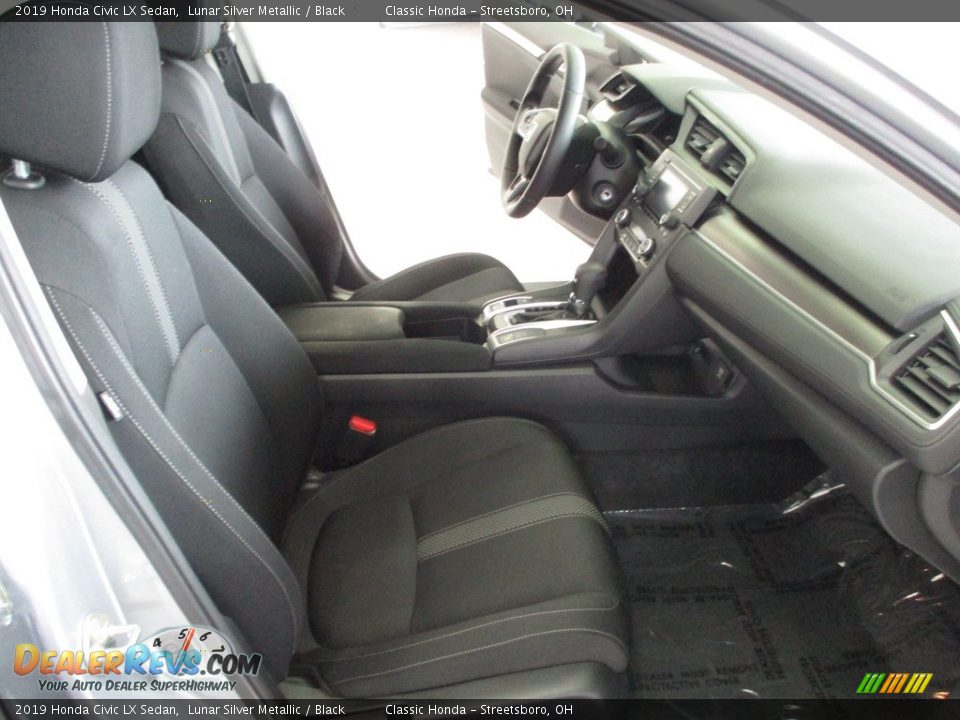 2019 Honda Civic LX Sedan Lunar Silver Metallic / Black Photo #16