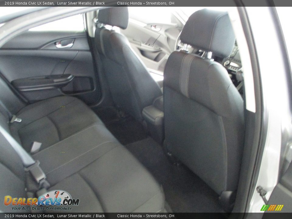 2019 Honda Civic LX Sedan Lunar Silver Metallic / Black Photo #18