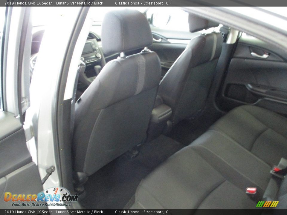 2019 Honda Civic LX Sedan Lunar Silver Metallic / Black Photo #23