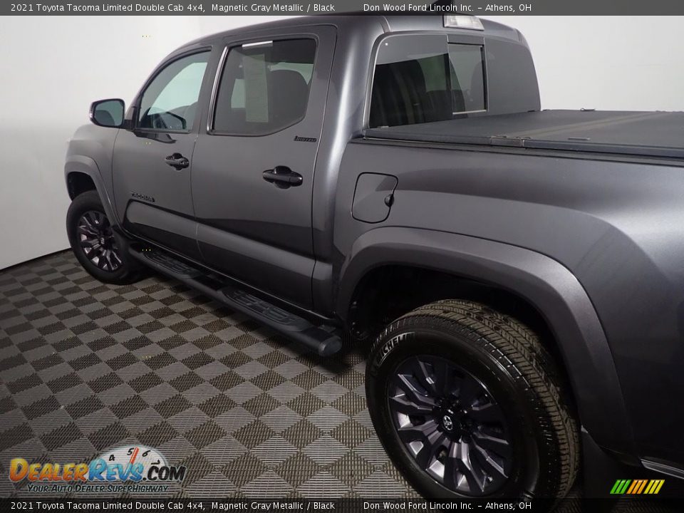 2021 Toyota Tacoma Limited Double Cab 4x4 Magnetic Gray Metallic / Black Photo #20