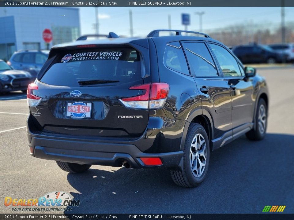 2021 Subaru Forester 2.5i Premium Crystal Black Silica / Gray Photo #4