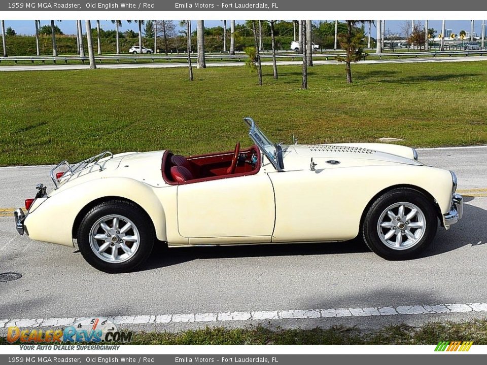 Old English White 1959 MG MGA Roadster Photo #2