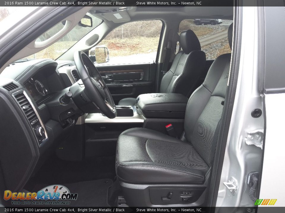 Black Interior - 2016 Ram 1500 Laramie Crew Cab 4x4 Photo #12