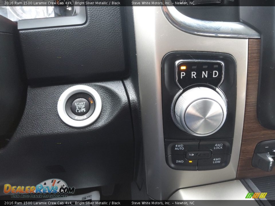 2016 Ram 1500 Laramie Crew Cab 4x4 Shifter Photo #25