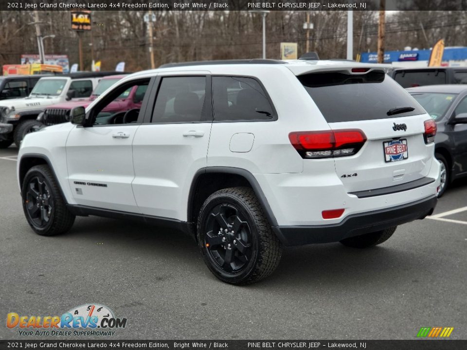 2021 Jeep Grand Cherokee Laredo 4x4 Freedom Edition Bright White / Black Photo #4