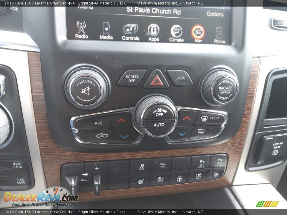 Controls of 2016 Ram 1500 Laramie Crew Cab 4x4 Photo #31