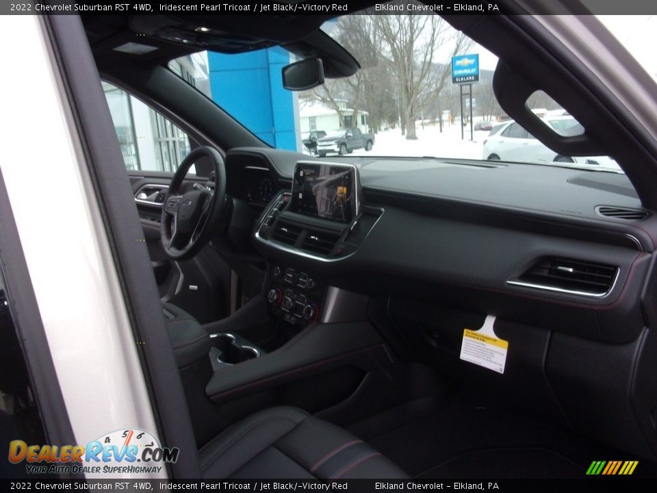 Dashboard of 2022 Chevrolet Suburban RST 4WD Photo #21