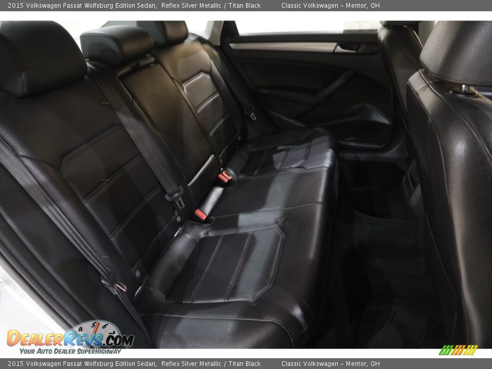 2015 Volkswagen Passat Wolfsburg Edition Sedan Reflex Silver Metallic / Titan Black Photo #12