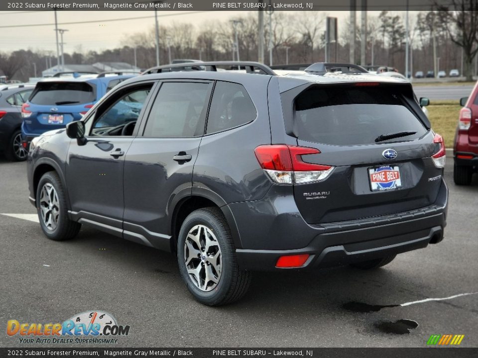 2022 Subaru Forester Premium Magnetite Gray Metallic / Black Photo #4