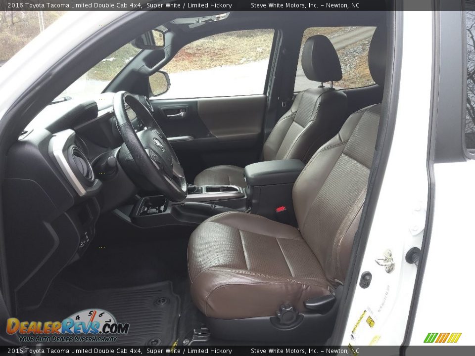 Front Seat of 2016 Toyota Tacoma Limited Double Cab 4x4 Photo #12
