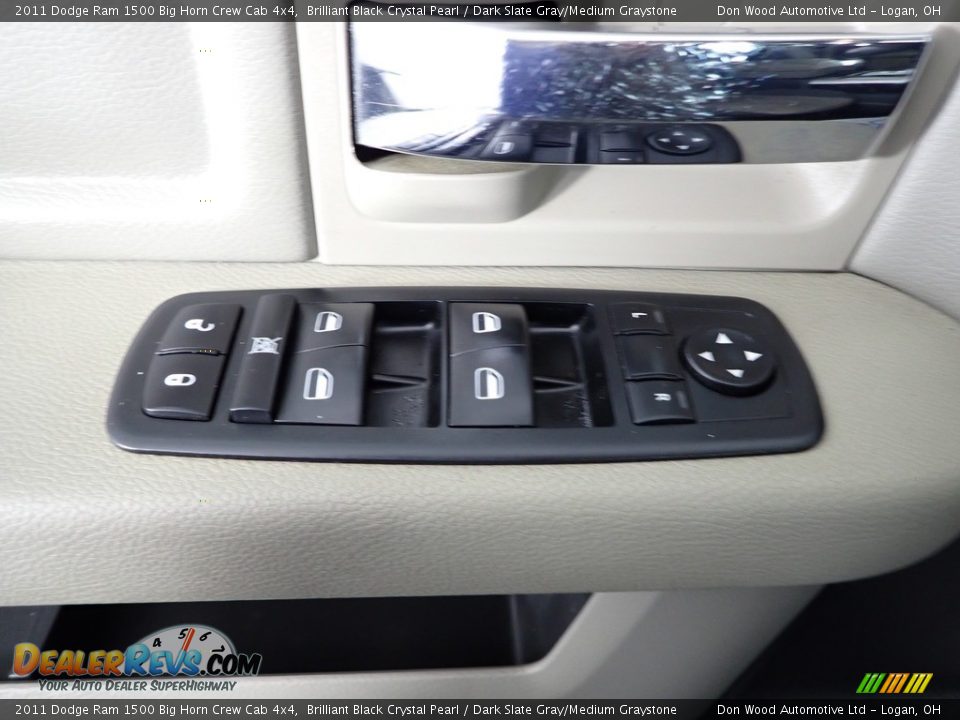 2011 Dodge Ram 1500 Big Horn Crew Cab 4x4 Brilliant Black Crystal Pearl / Dark Slate Gray/Medium Graystone Photo #10