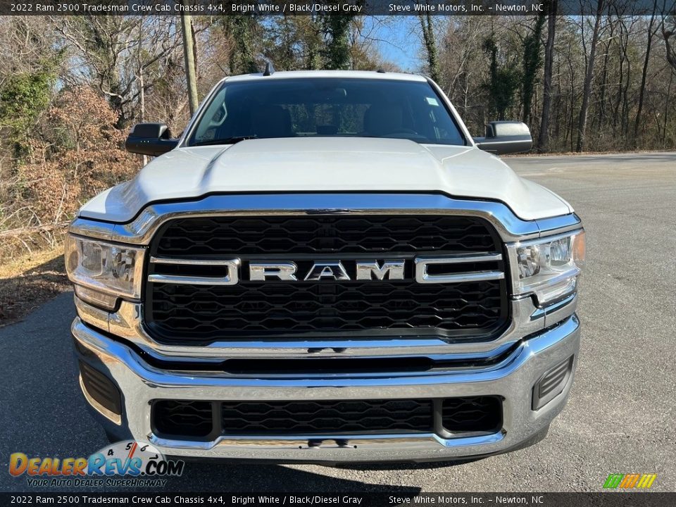 2022 Ram 2500 Tradesman Crew Cab Chassis 4x4 Bright White / Black/Diesel Gray Photo #3