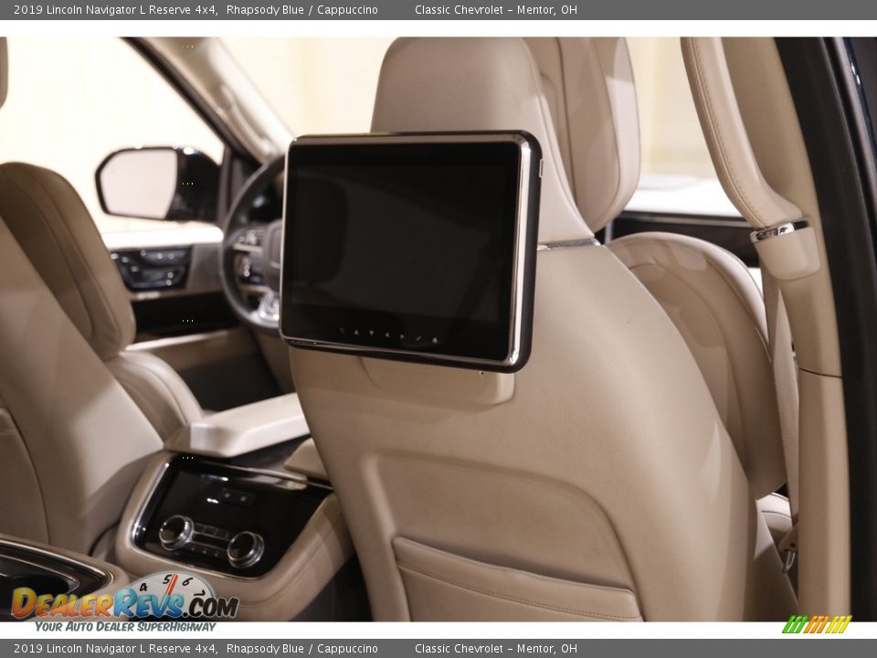 Entertainment System of 2019 Lincoln Navigator L Reserve 4x4 Photo #21