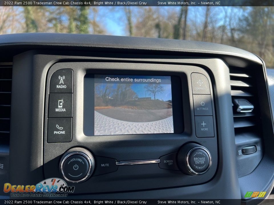 2022 Ram 2500 Tradesman Crew Cab Chassis 4x4 Bright White / Black/Diesel Gray Photo #25