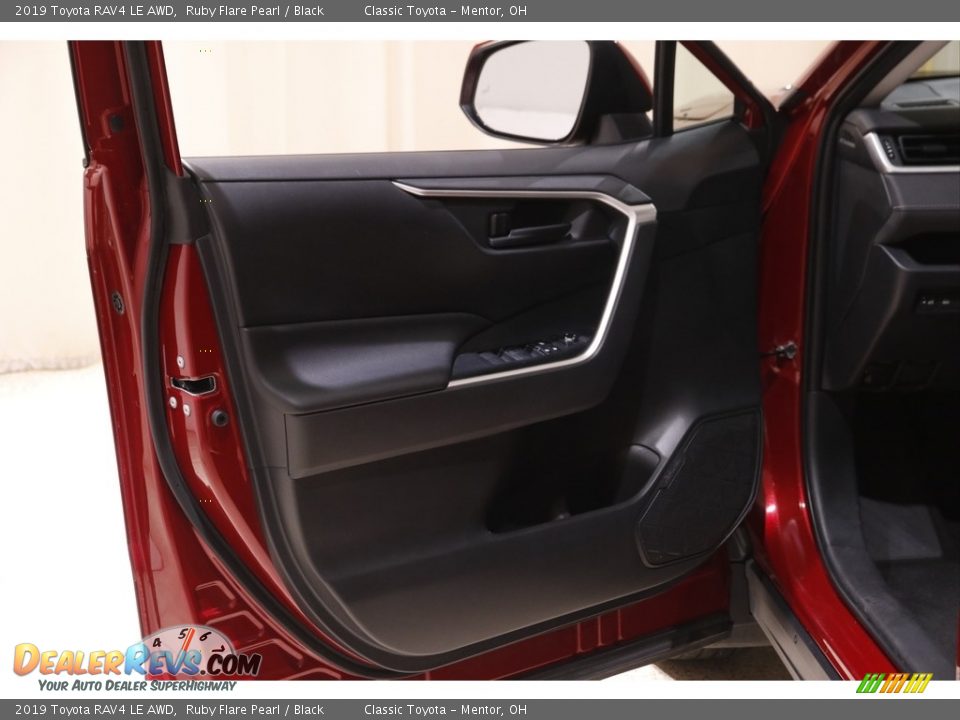 2019 Toyota RAV4 LE AWD Ruby Flare Pearl / Black Photo #4